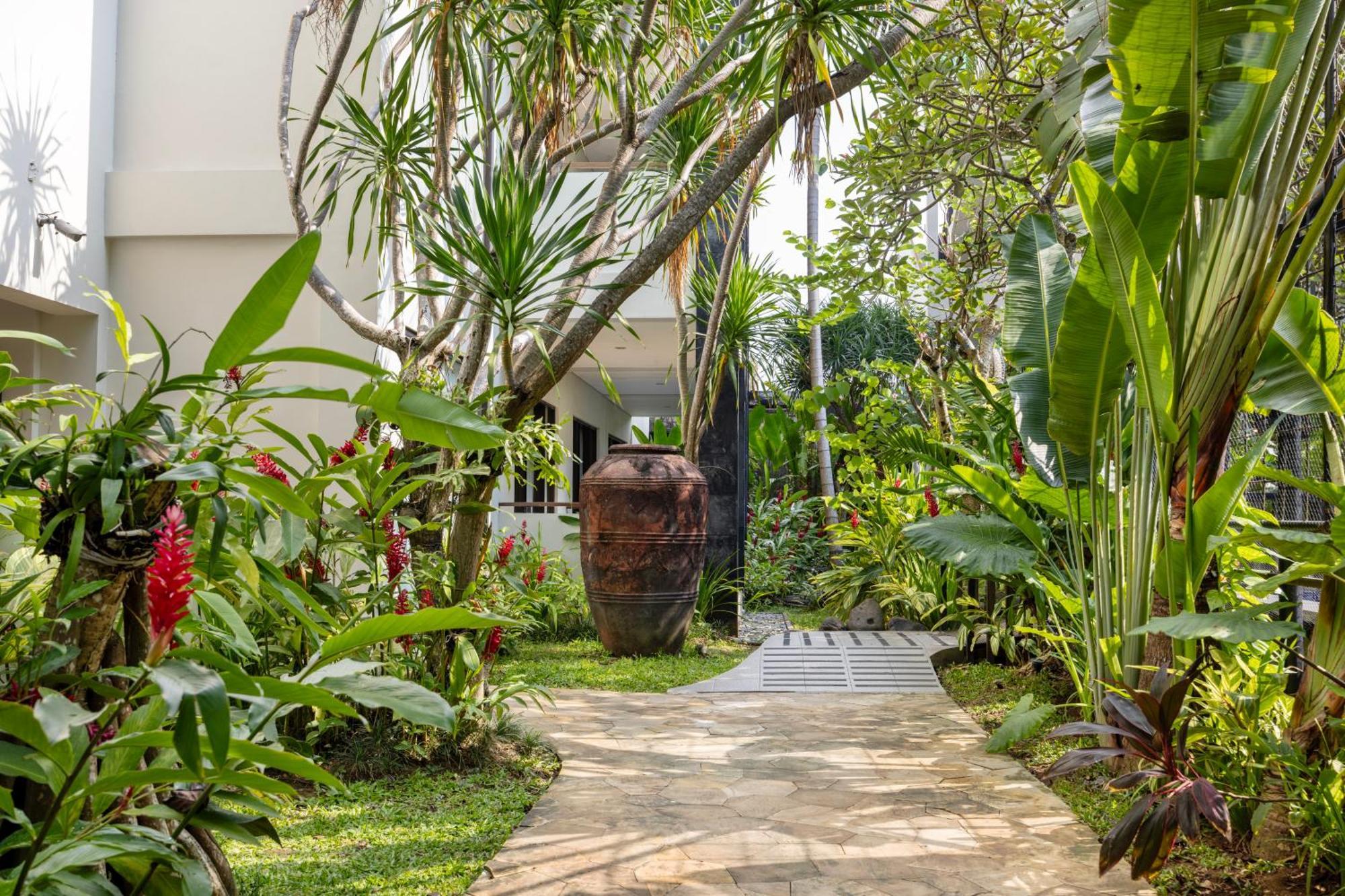 Taksu Sanur Hotel Екстериор снимка